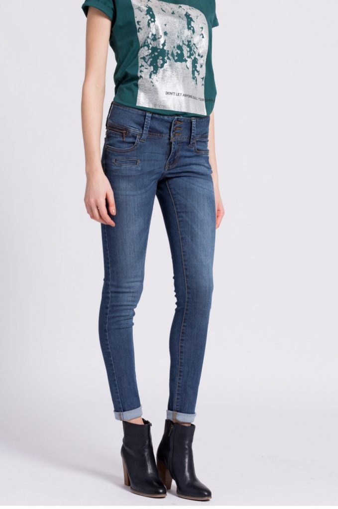 Jeansi Vero Moda cu talia joasa cu Abraziuni decorative de culoare albastru